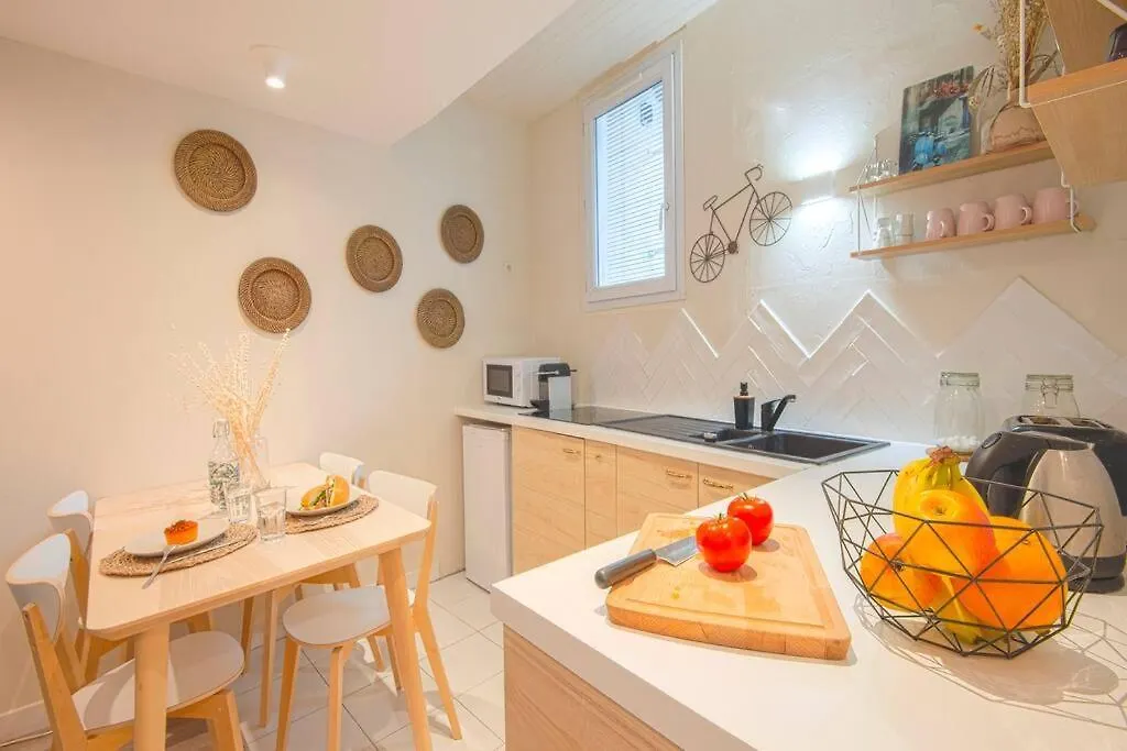 Au Pied De Notre Dame De La Garde Apartman Marseille